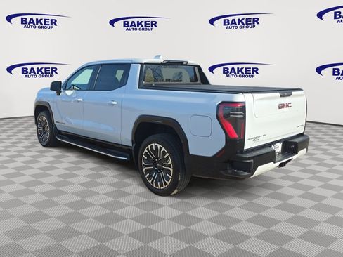 New 2026 GMC Sierra EV Denali AWD/4WD image 7