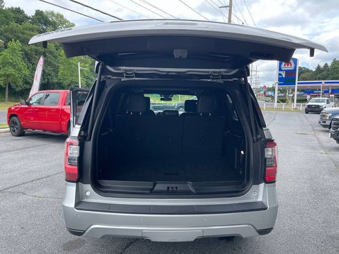Used 2018 Ford Expedition Max Limited w/ Equipment Group 302A AWD/4WD image 29