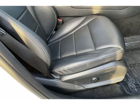 Used 2021 Mercedes-Benz GLC 300 image 22