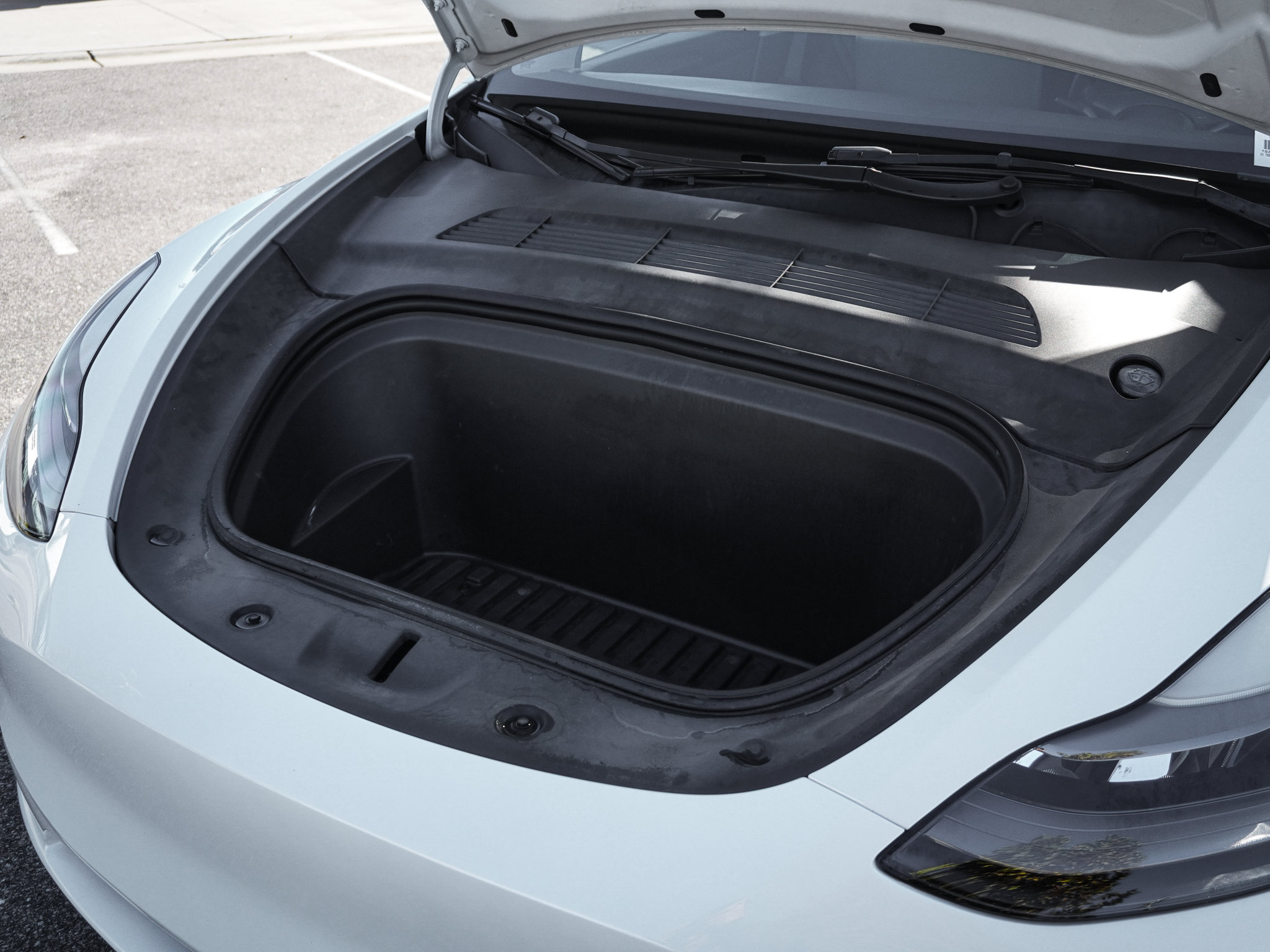 Used 2023 Tesla Model Y Long Range AWD/4WD image 32