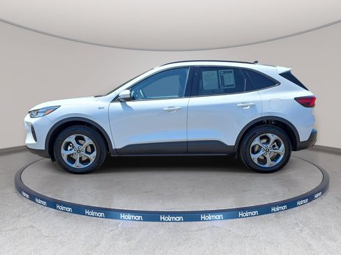 Used 2025 Ford Escape ST-Line Select AWD/4WD image 9