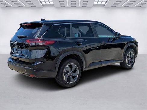 Used 2025 Nissan Rogue SV FWD image 5