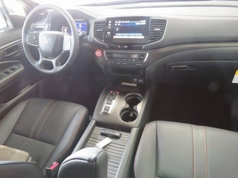 Used 2023 Honda Passport TrailSport image 13