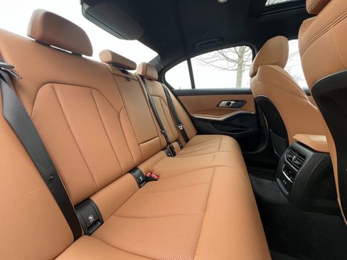 Used 2022 BMW 330i xDrive Sedan w/ Driving Assistance Package image 35