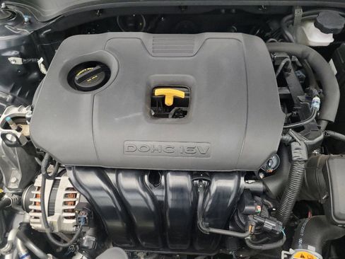 Used 2023 Kia Forte LXS w/ LXS Technology Package image 30