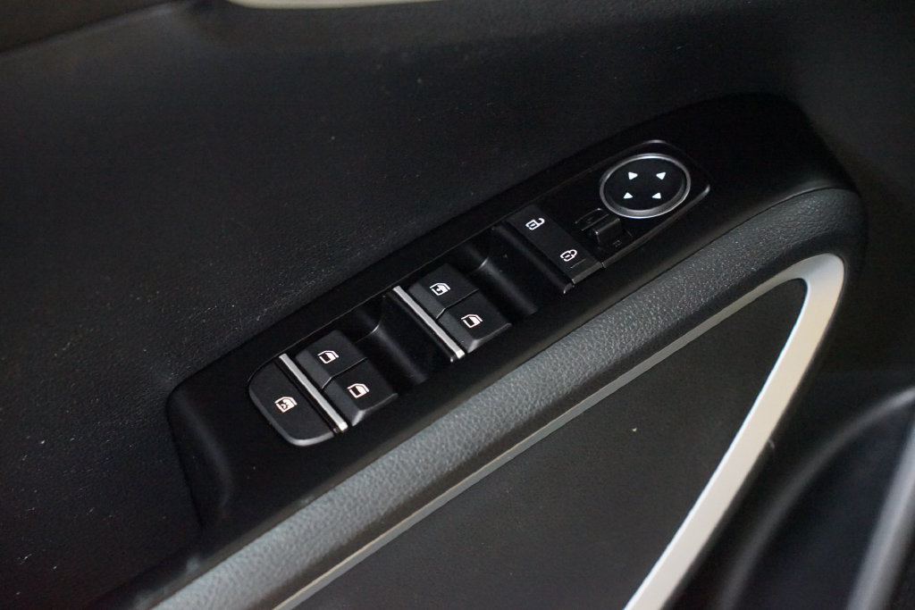 Used 2020 Kia Soul LX FWD image 26