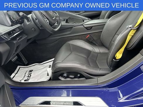 Used 2025 Chevrolet Corvette Stingray Preferred Conv w/ Z51 Performance Package RWD image 13