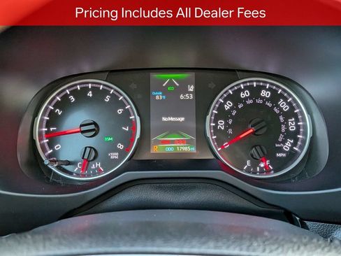 Used 2022 Toyota RAV4 XLE Premium FWD image 29