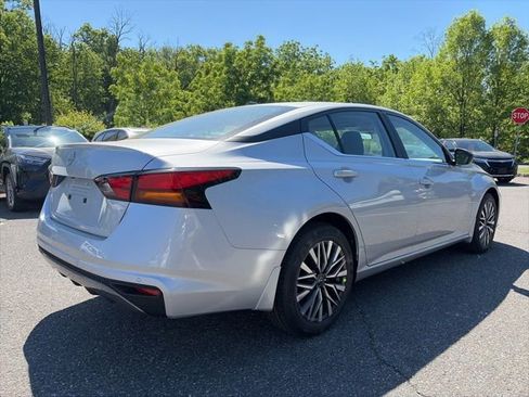 New 2026 Nissan Altima 2.5 SV FWD image 8
