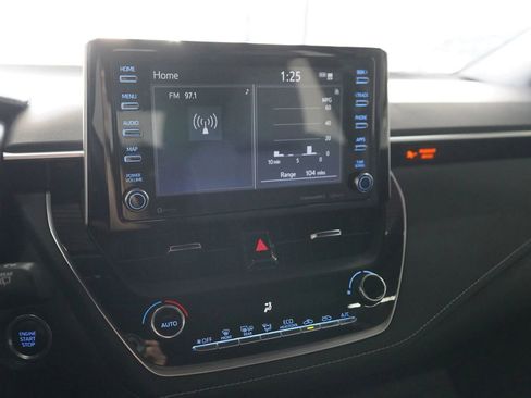 Used 2022 Toyota Corolla SE FWD image 11