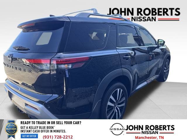 Certified 2025 Nissan Pathfinder Platinum w/ Black Appearance Package AWD/4WD image 7