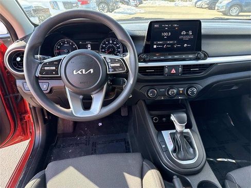 Used 2023 Kia Forte LXS image 17