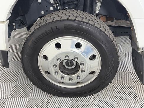 Used 2025 Ford F450 King Ranch w/ Chrome Package image 8