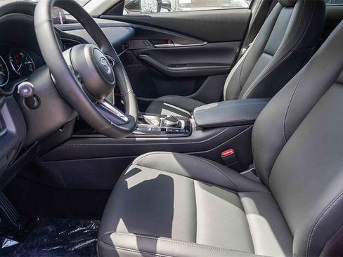 New 2025 MAZDA CX-30 AWD 2.5 S w/ Select Sport Pkg image 21