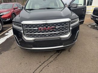 Used 2022 GMC Acadia Denali w/ Denali Ultimate Package video 2