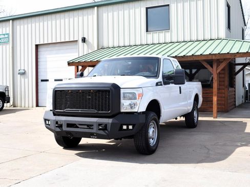 Used 2016 Ford F250 XL image 5