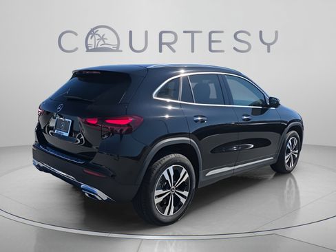 Certified 2026 Mercedes-Benz GLA 250 image 3