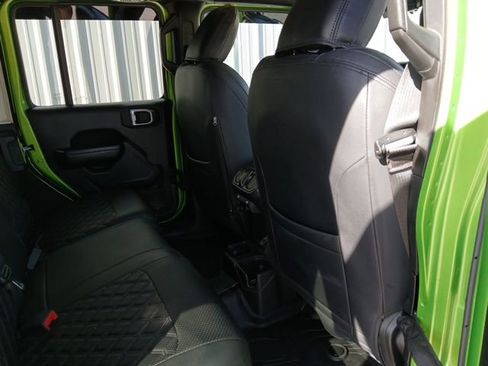 Used 2018 Jeep Wrangler Unlimited Sport S image 27