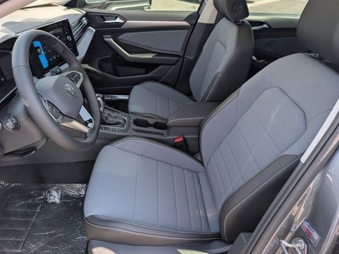 New 2025 Volkswagen Jetta SE image 11