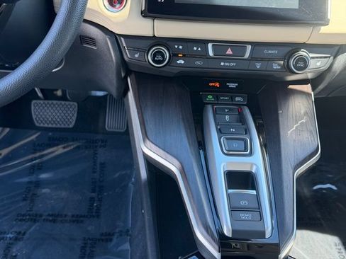Used 2018 Honda Clarity Plug-In Hybrid image 15