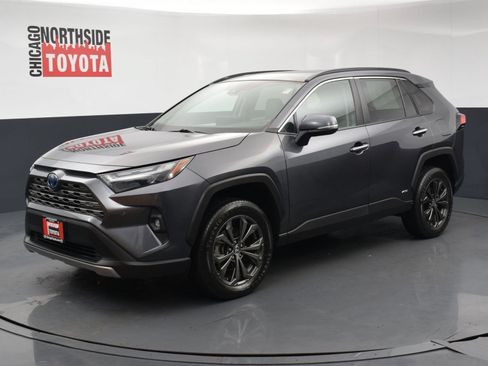 Used 2023 Toyota RAV4 Limited AWD/4WD image 8