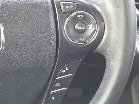 Used 2015 Honda Accord Touring image 8