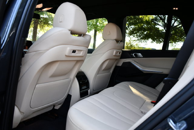 Used 2021 BMW X5 xDrive40i w/ Convenience Package AWD/4WD image 17
