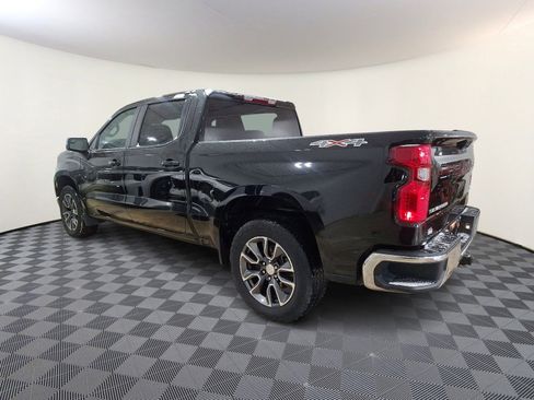 Used 2024 Chevrolet Silverado 1500 LT image 4