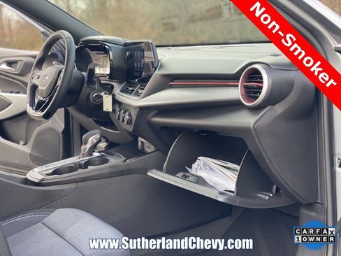 Certified 2025 Chevrolet Trax RS w/ Driver Confidence Package image 18