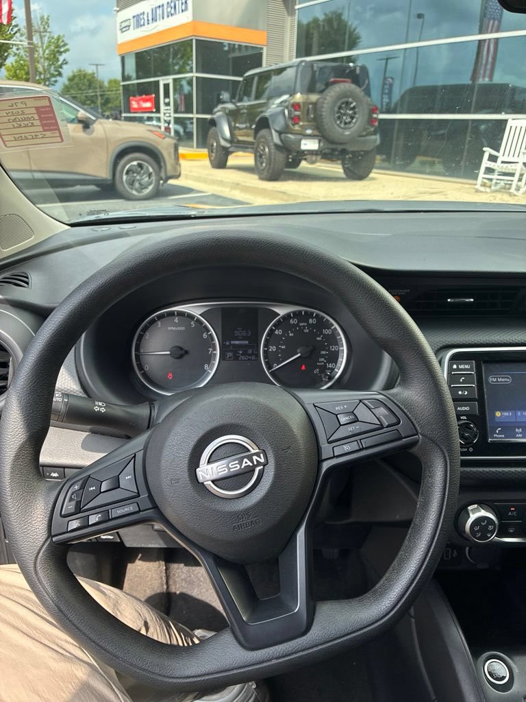 Used 2024 Nissan Kicks S FWD image 10