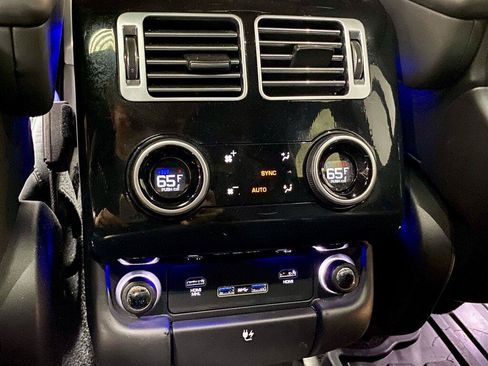 Used 2019 Land Rover Range Rover Autobiography AWD/4WD image 23