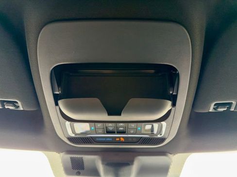 Used 2024 Ford F150 Lariat image 32