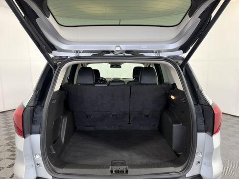 Used 2019 Ford Escape SEL AWD/4WD image 16