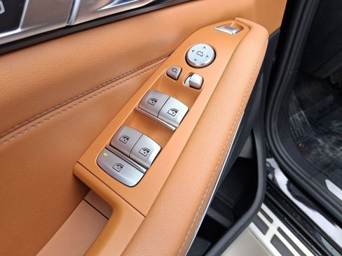 Certified 2023 BMW X7 xDrive40i image 22