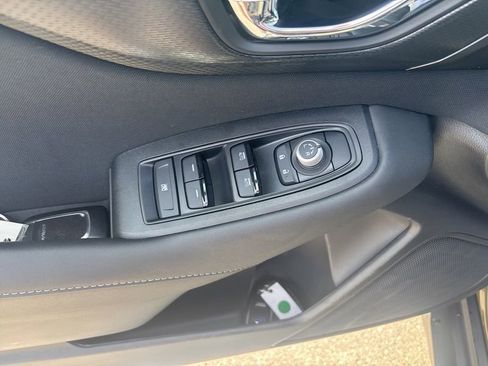 Used 2025 Subaru Outback Premium AWD/4WD image 21