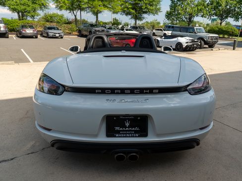Used 2024 Porsche 718 Boxster S RWD image 29