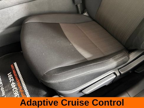 Used 2024 Nissan Sentra SV FWD image 11