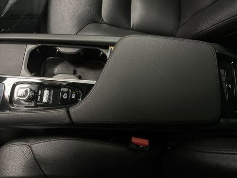 Used 2021 Volvo XC90 T8 Inscription Expression w/ Advanced Package image 22