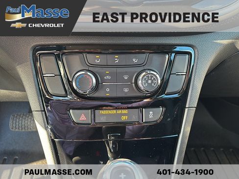 Certified 2022 Buick Encore Preferred AWD/4WD image 13