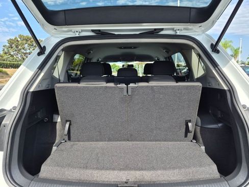 Used 2022 Volkswagen Tiguan S FWD image 6