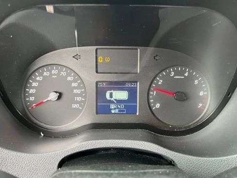 Used 2022 Mercedes-Benz Sprinter 2500 image 24