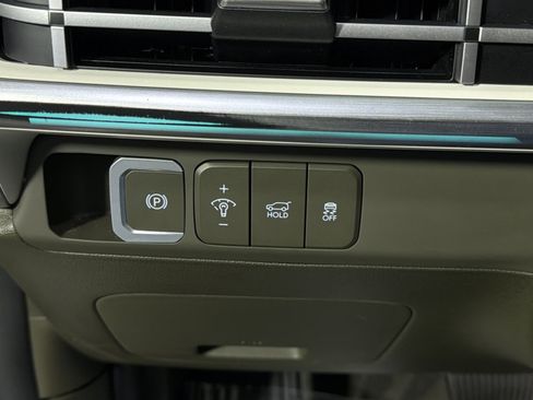 Used 2024 Hyundai Santa Fe Calligraphy AWD/4WD image 33
