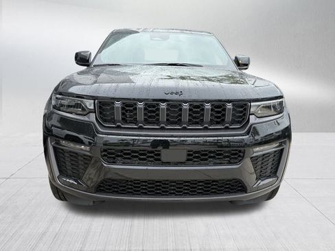 New 2026 Jeep Grand Cherokee L Limited RWD image 9