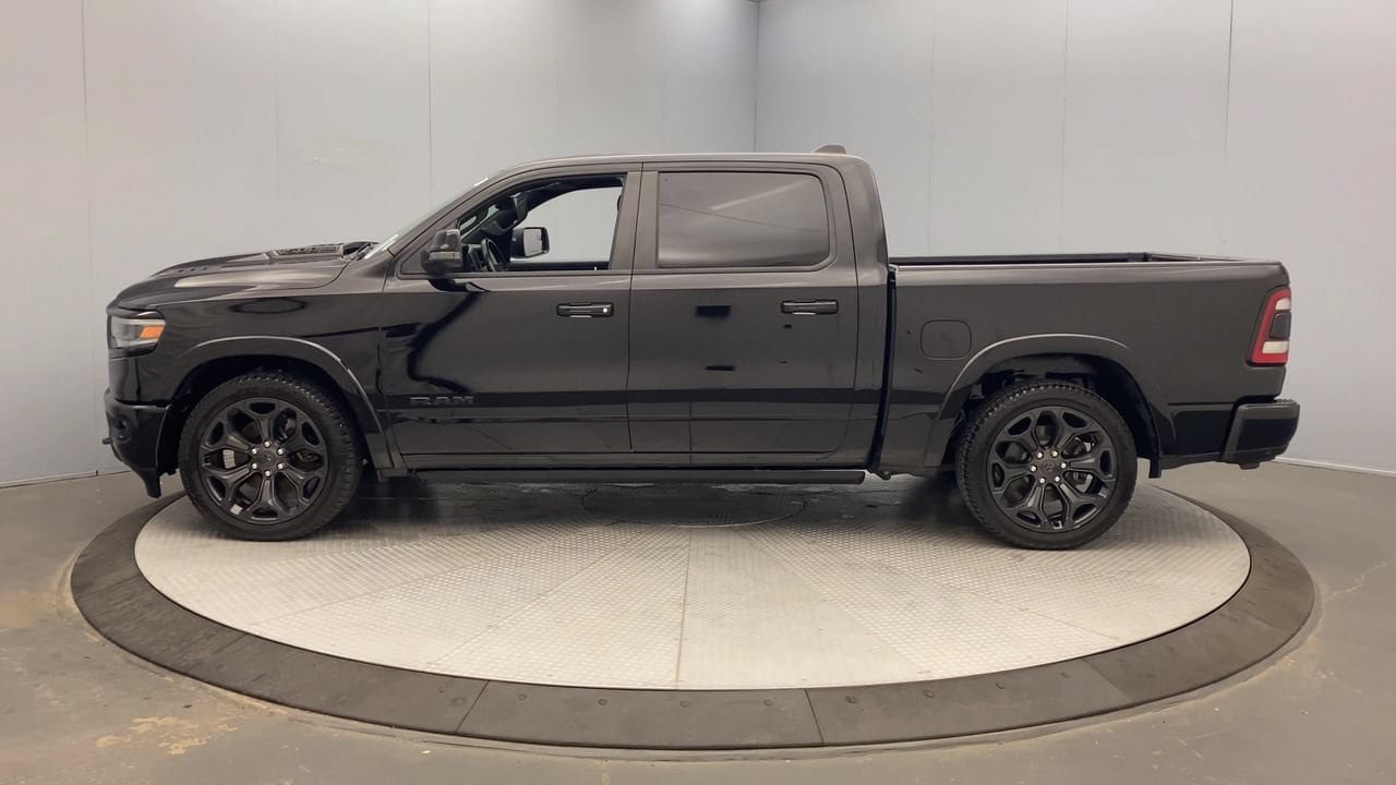 Used 2023 RAM 1500 Limited AWD/4WD image 2