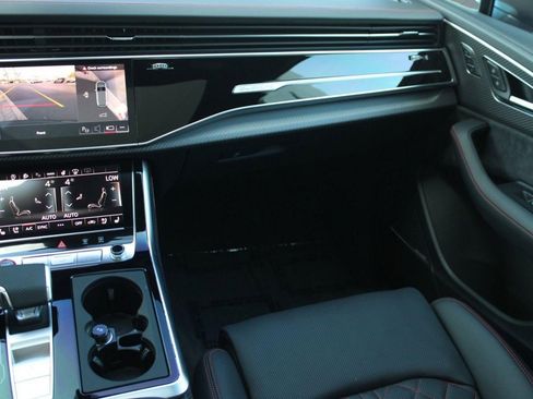 Used 2026 Audi SQ7 Prestige image 28