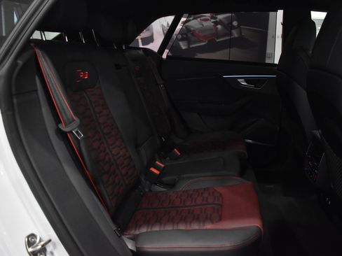 New 2026 Audi RS Q8 performance image 31