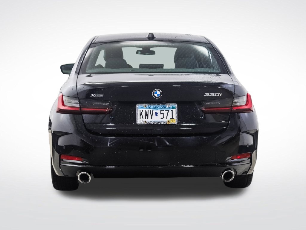 Certified 2023 BMW 330i xDrive Sedan w/ Driving Assistance Package AWD/4WD image 4