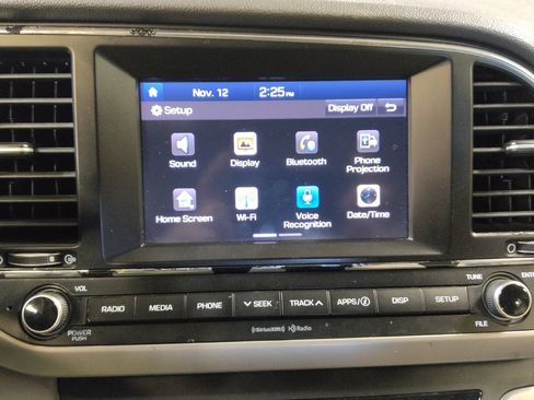 Used 2018 Hyundai Elantra SEL FWD image 25