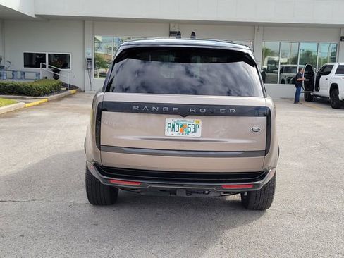 Used 2023 Land Rover Range Rover SE image 5