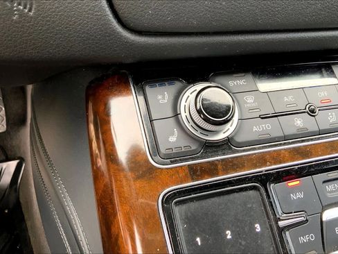 Used 2015 Audi A8 L 4.0T w/ Premium Package image 31